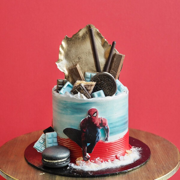 Spidey Boy Cake 